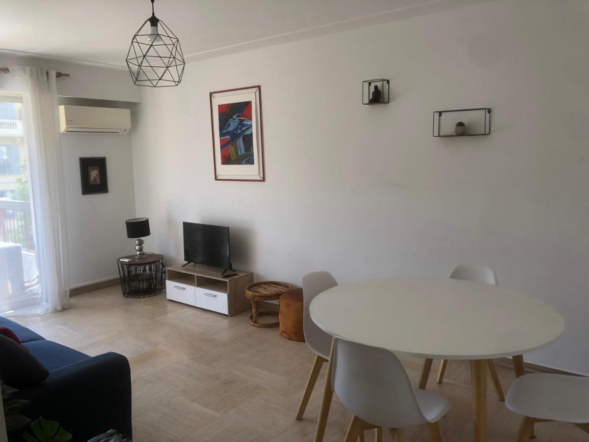 2 Pieces Nice Malaussena Apartment Luaran gambar